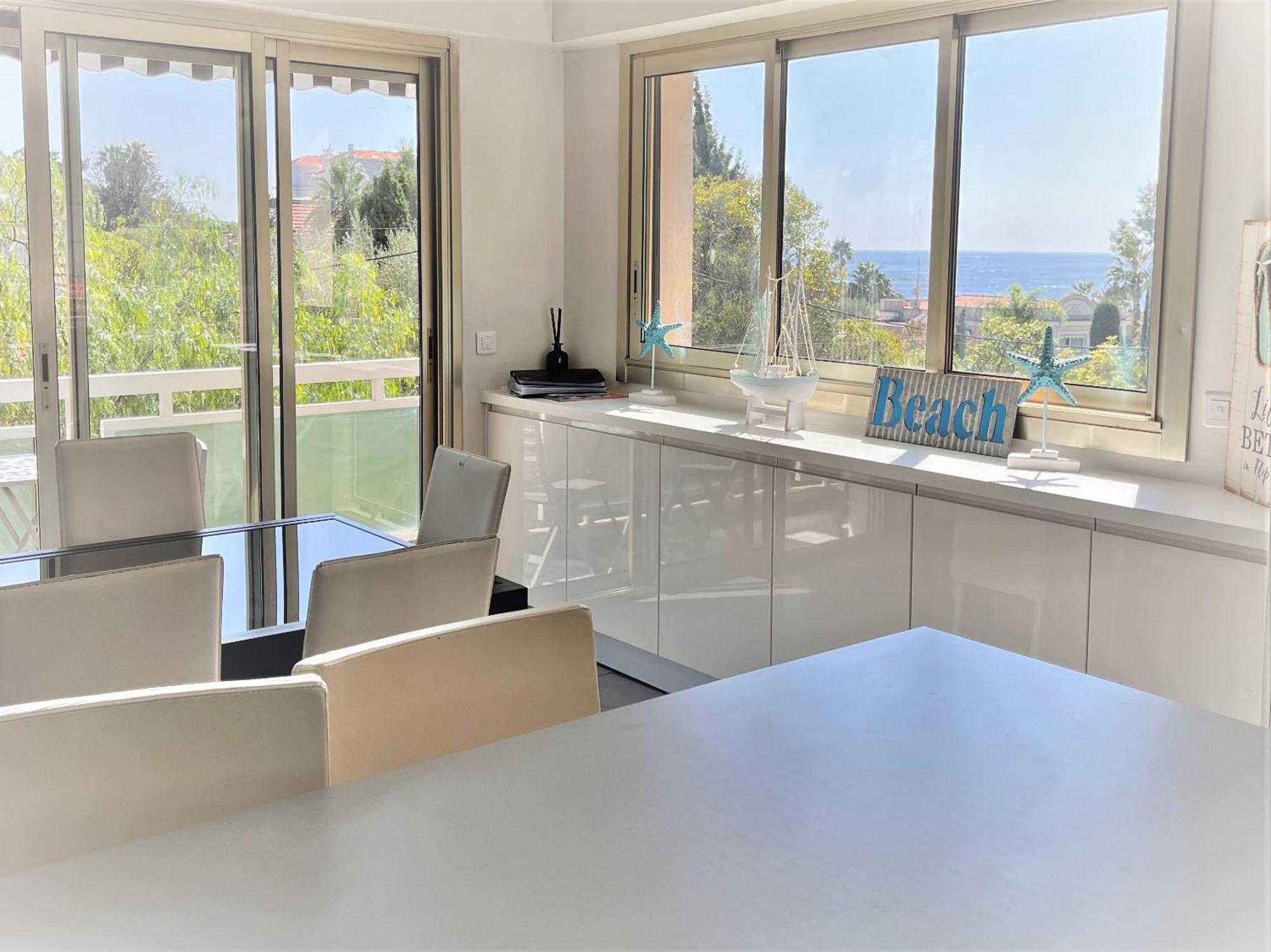 Splendide 3 Pieces Vue Apartment